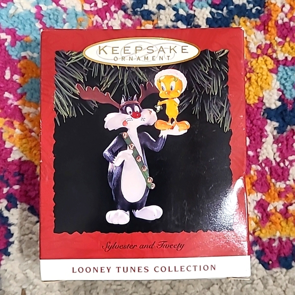Hallmark Other - Sylvester and Tweety Ornament
